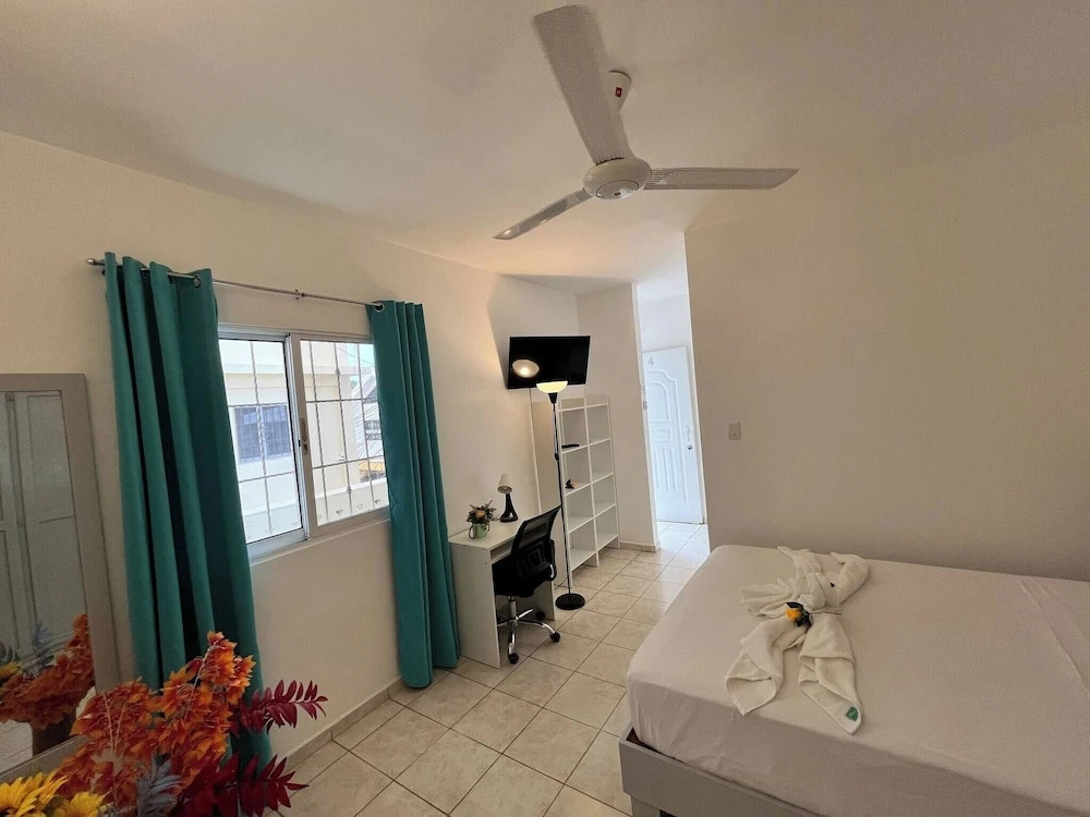 Secure 2-pers Apartment Close to the Beach