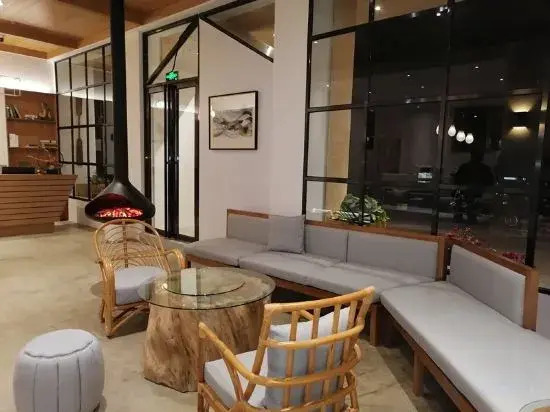 Fuxian Lake Yunxi Coast Homestay