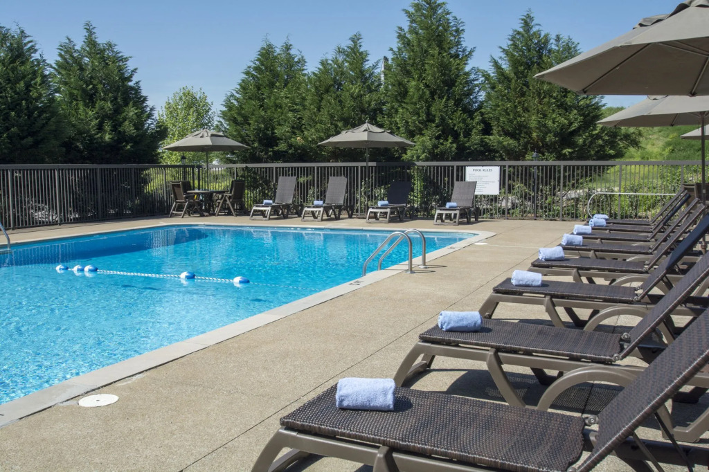 Delta Hotels by Marriott Nashville Airport