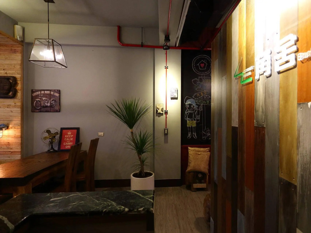 角舍背包客棧 西出口 Corner House Backpacker Hostel