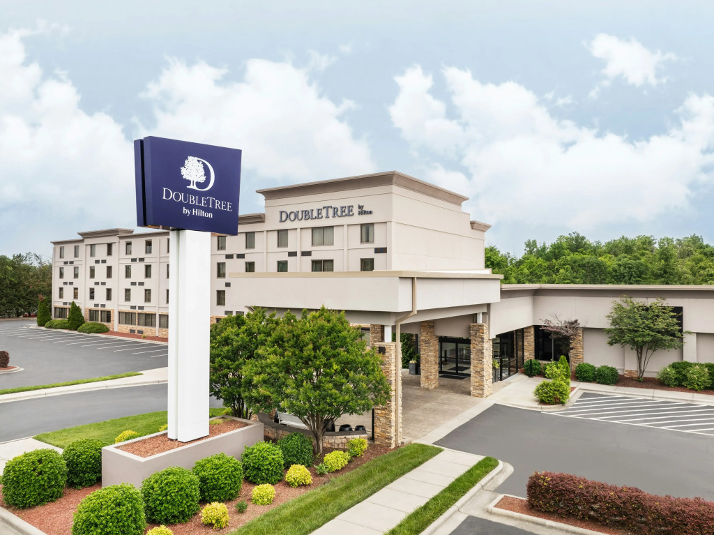 Doubletree By Hilton Greensboro Airport