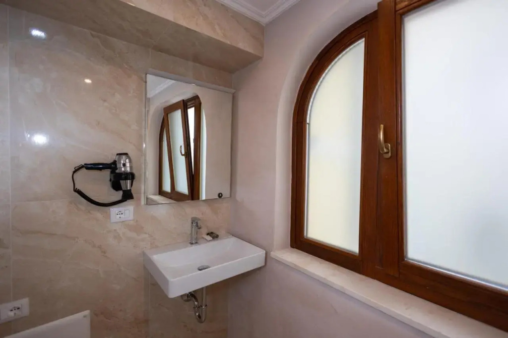 Hotel Vila 101-New Bazaar