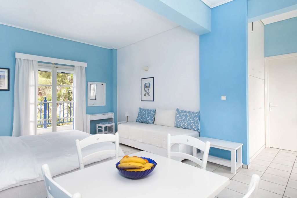 Daphne's Club Hotel Apartments