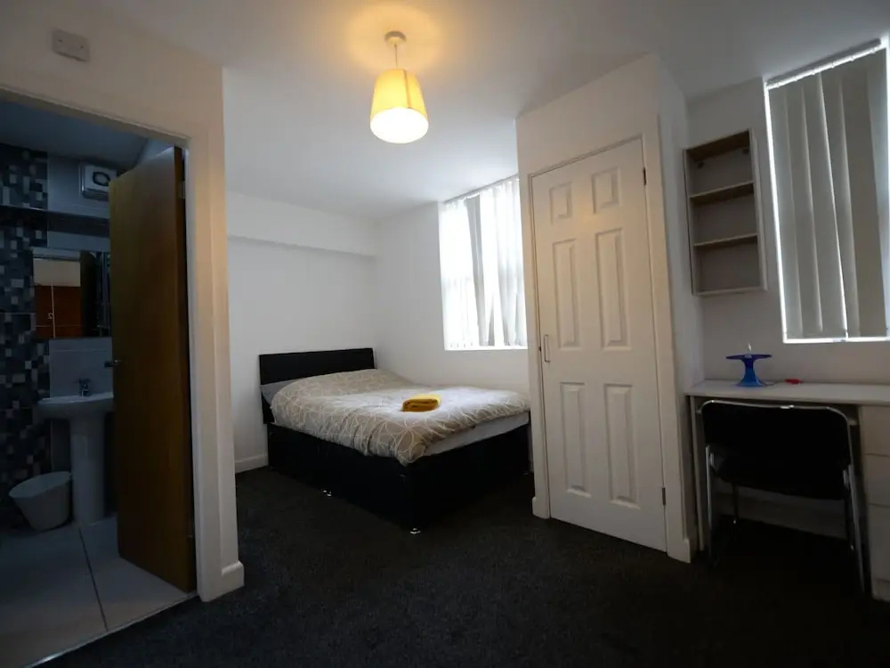 Elegant Apartment in Coventry near Museum