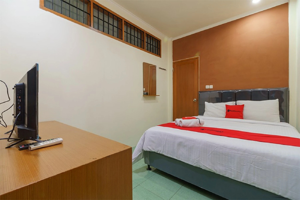 RedDoorz near Sukajadi