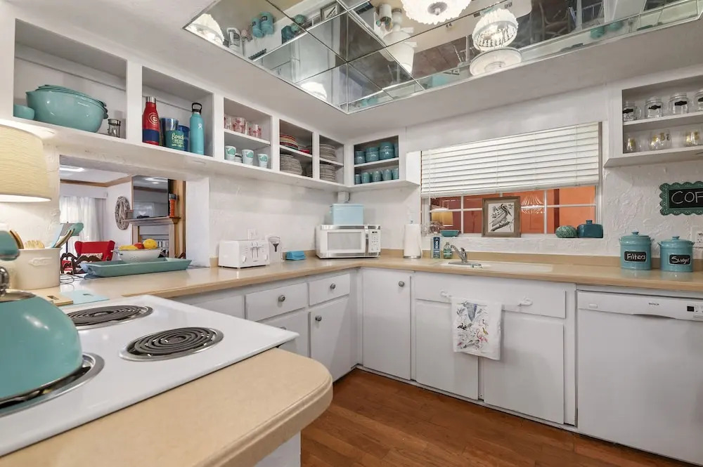 Short Drive To Beaches 3 Bedroom Pool Home Sleeps 8 3 Home by Redawning