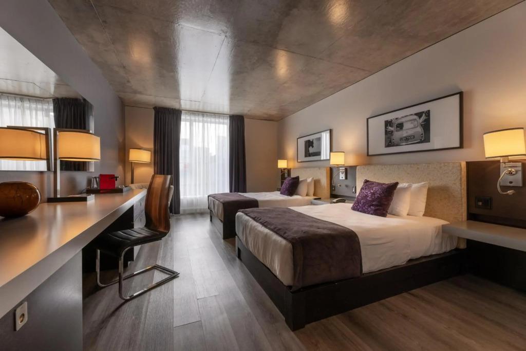 HOTEL10