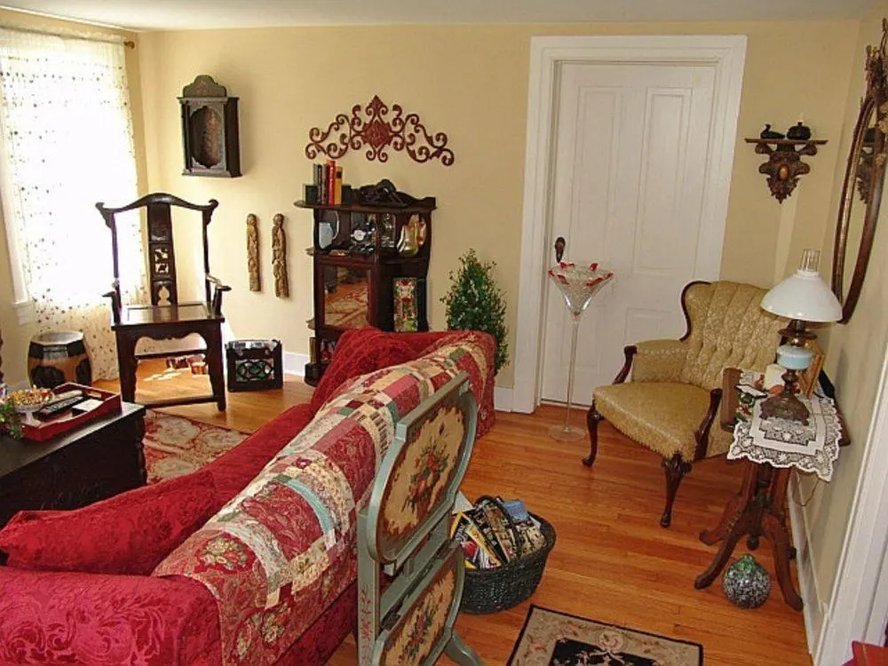 Frog Hollow Bed and Breakfast