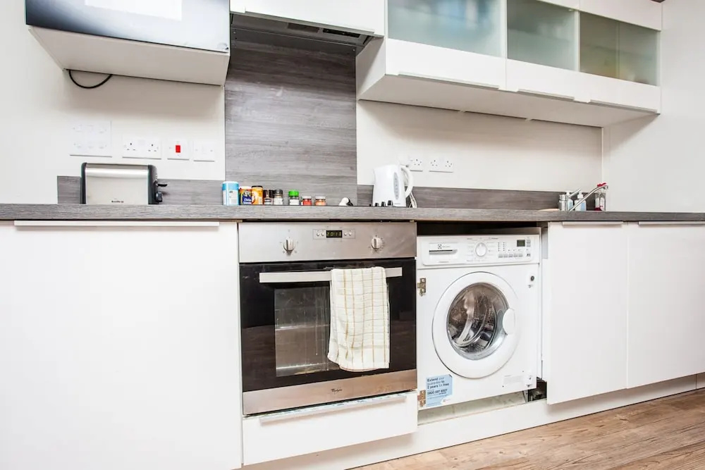New Ground Floor 1 Bedroom Apartment Near Greenwich