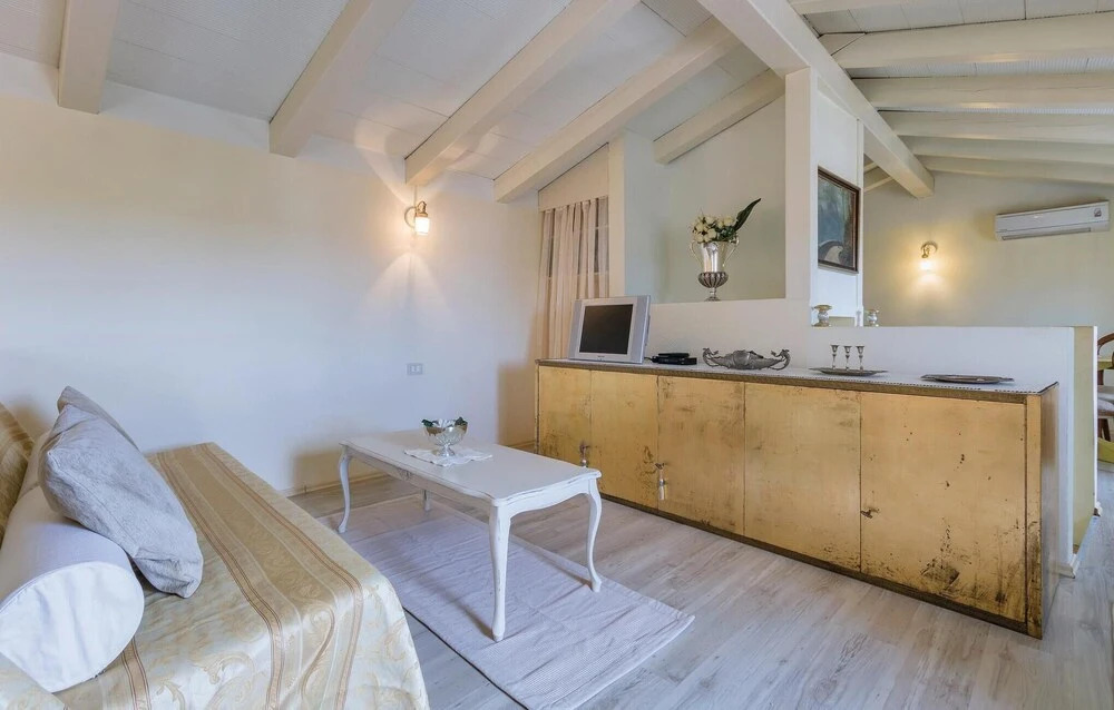 Beautiful Home in Pomer With Wifi and 3 Bedrooms