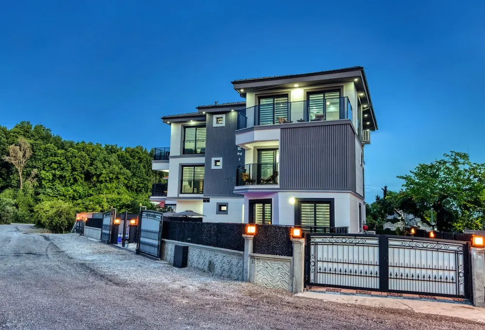 Serenity Villa