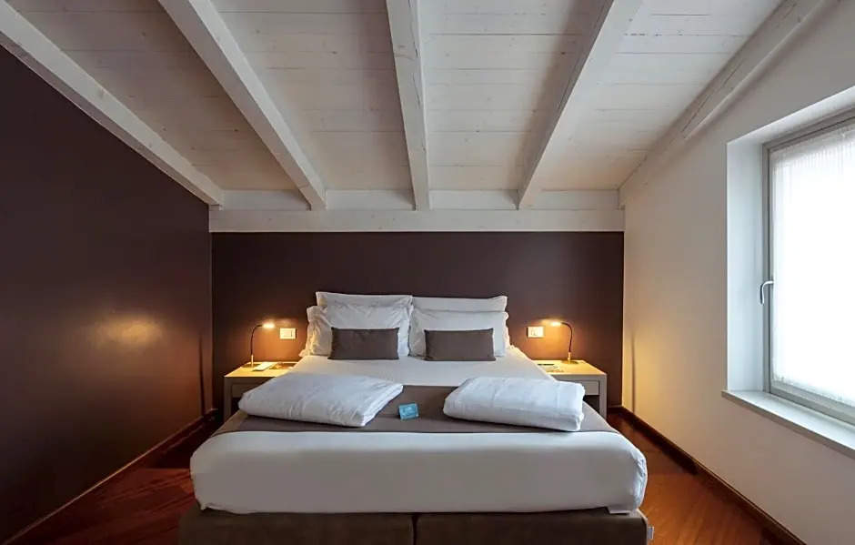 HEART OF TRENTO apartments