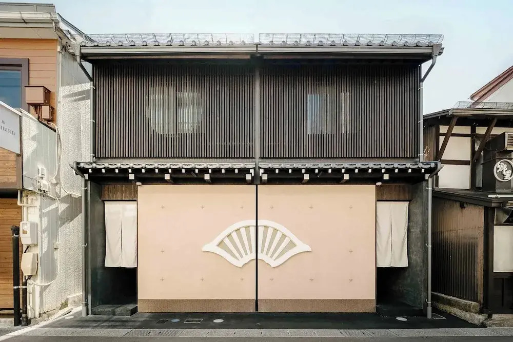 Hanasatomachi Machiya House