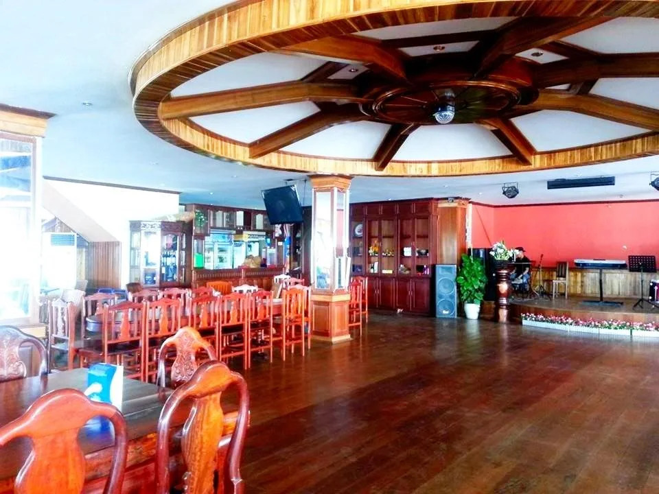Mekong Breeze Hotel
