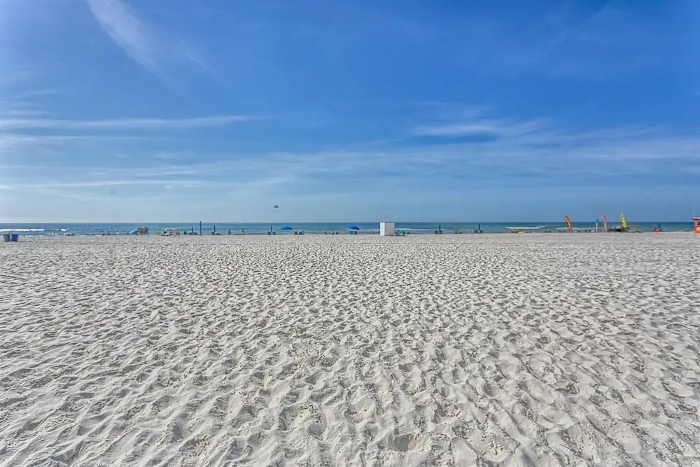 Island Winds East 606 by Meyer Vacation Rentals