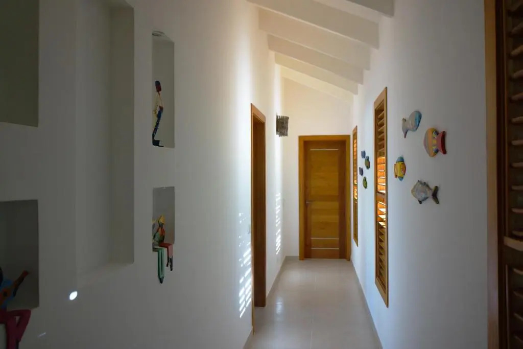 Flor de Coco, Villa neuve, 5 chambres, 5 salles de bains et grande piscine à 250 mètres de la plage