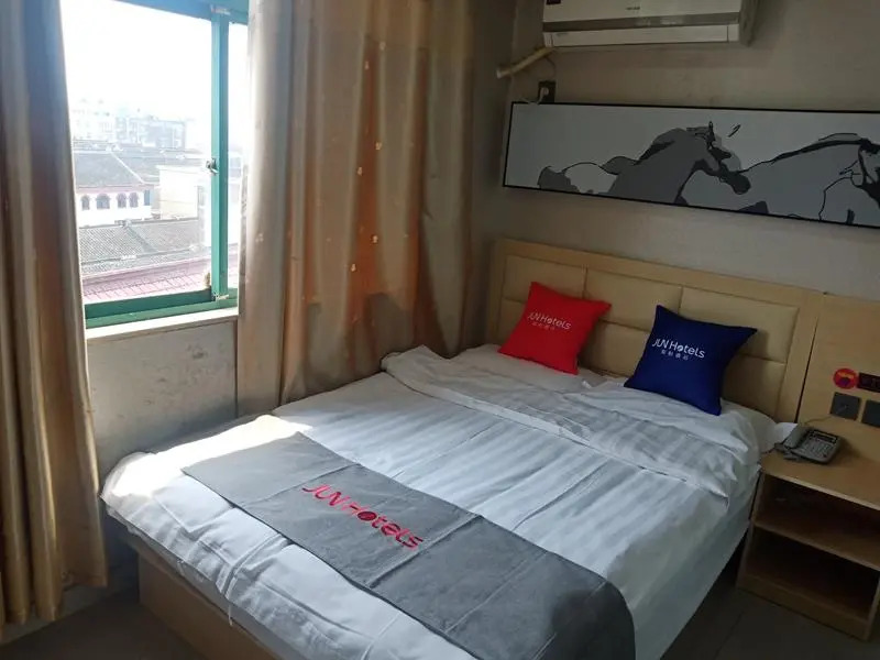 Jun Hotel Jiangsu Taizhou Taixing Huangqiao Town Wenming Road