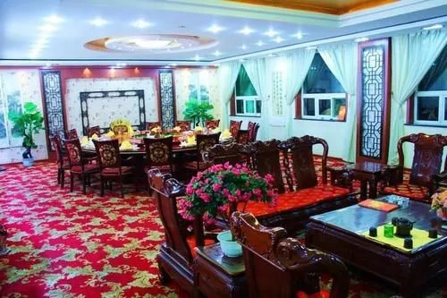 Tuke China Light Hotel