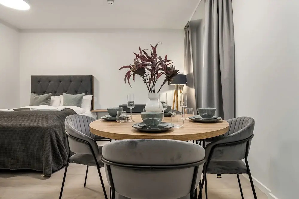 EIR Apartments by Heimaleiga