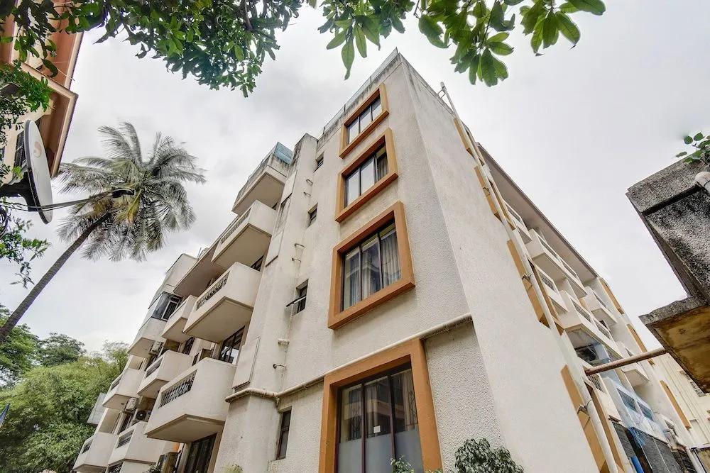 Capital O 49932 Orchard Suites