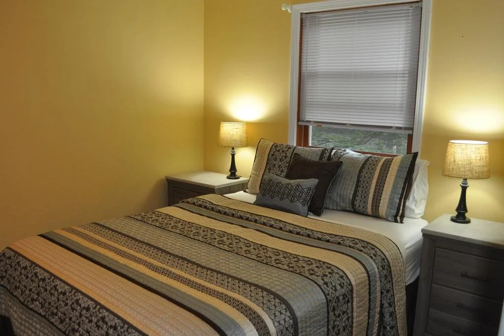 M22 Inn Glen Arbor