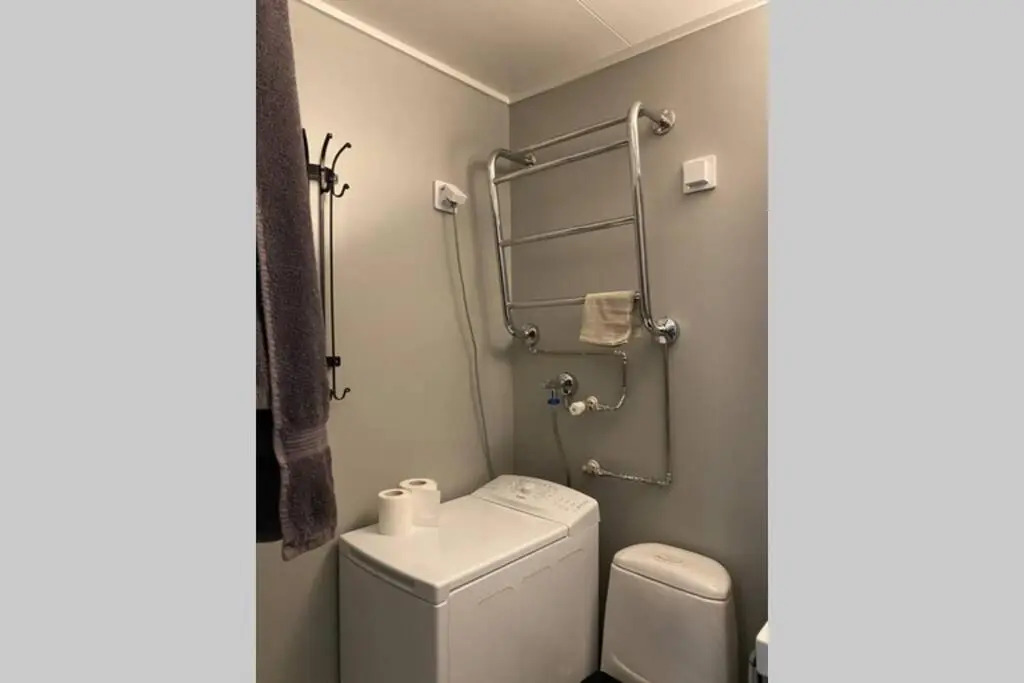 Cosy studio near by AirPort, 2min from train!