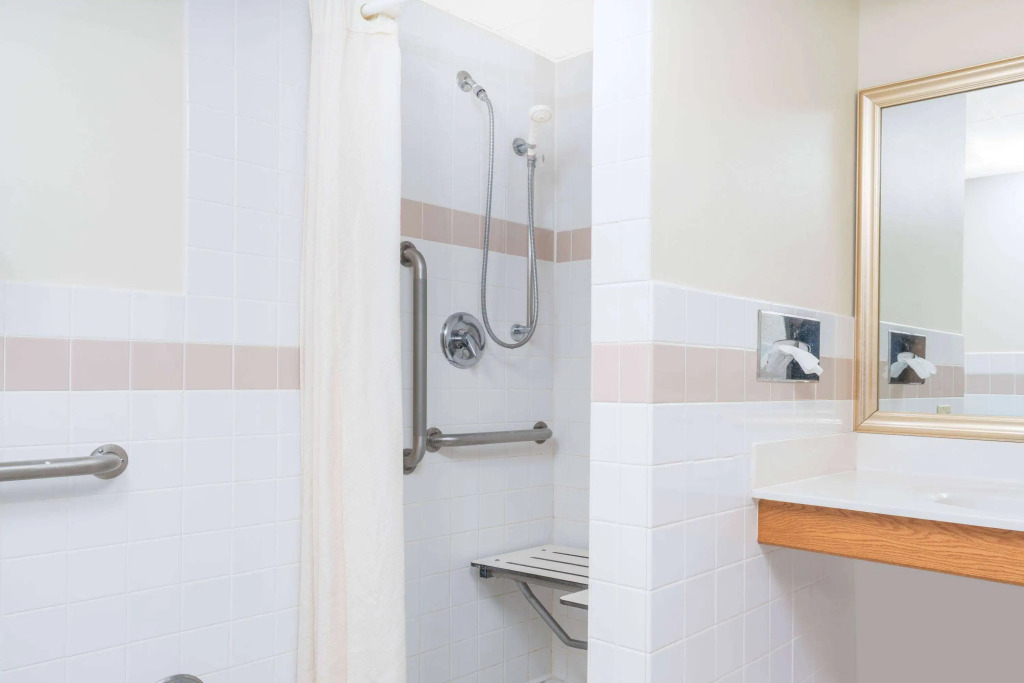 Baymont by Wyndham Kasson Rochester Area