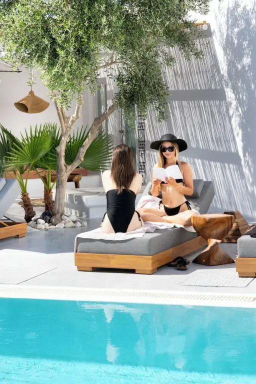 Casa Frati Suites & Villas