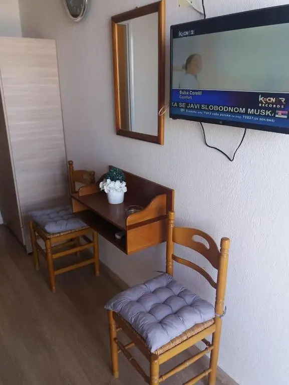 Hotel12