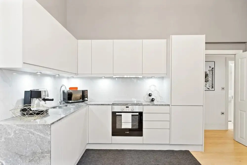 Stunning 2 Bed Apt, Sleeps 4 nr Chelsea