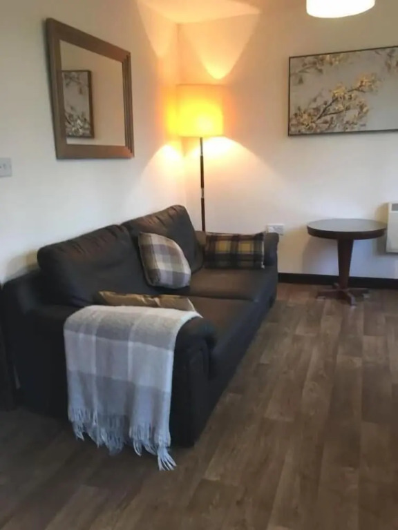 Wren 8-Hot Tub-Woodland Lodges-St Clears-Carmarthen-Tenby