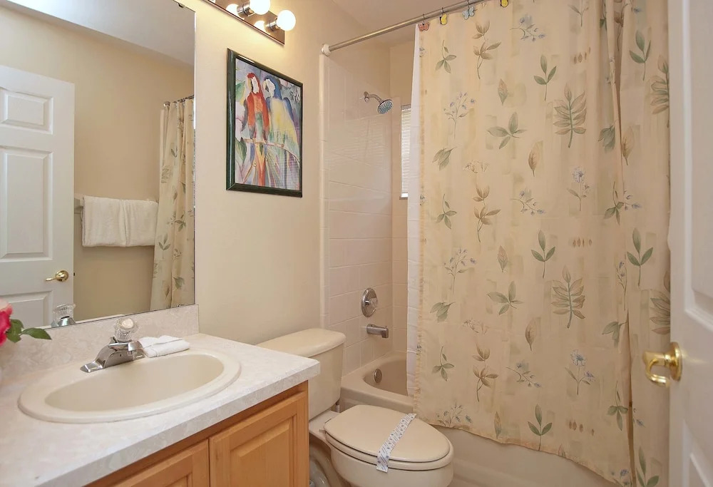 Greater Groves 5 Bedroom House w Pool - 5202GG