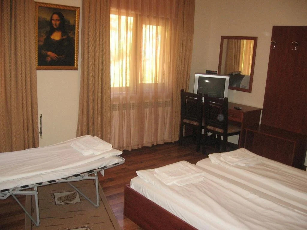 Hotel Fedora