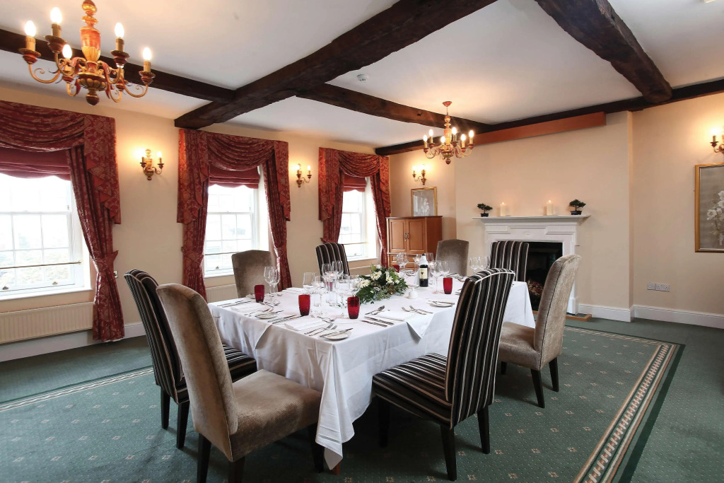 Lion Hotel
