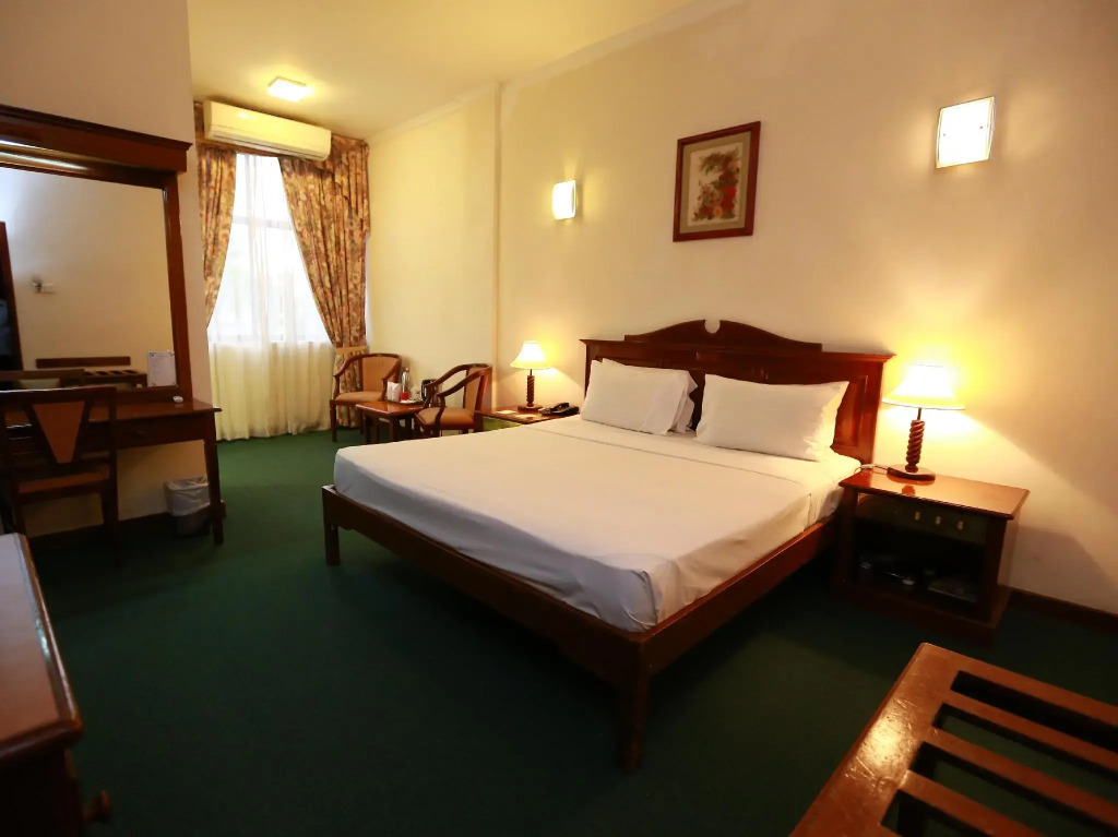 Hotel Sapphire