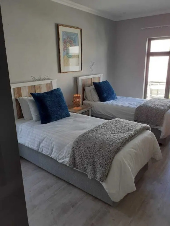 Franschhoek - La Petit Village - Views