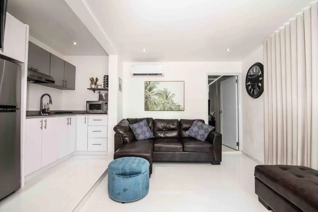 Modern 2BR with KingBed in Heart of Isla Verde Ave