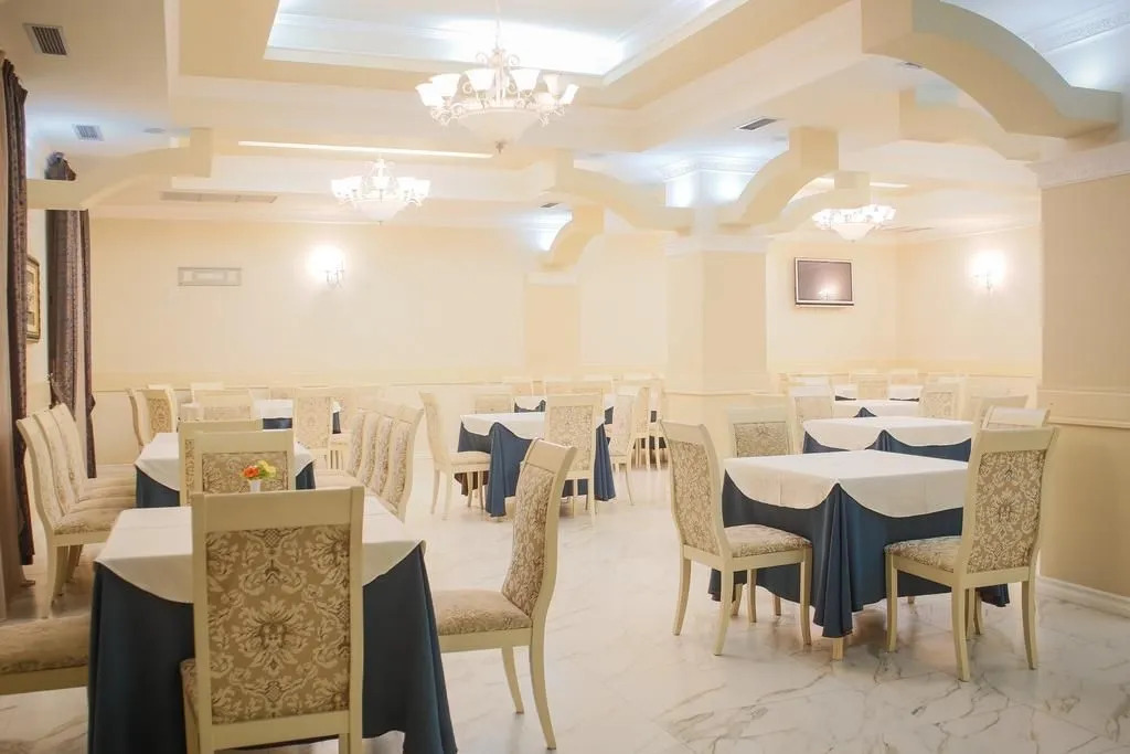 Grand Hotel