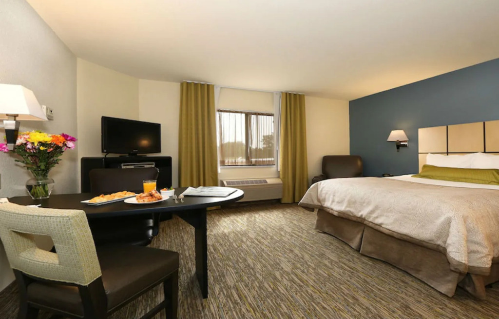 Candlewood Suites East Lansing by IHG