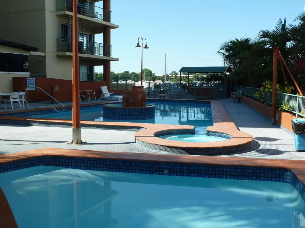 Cullen Bay Resort
