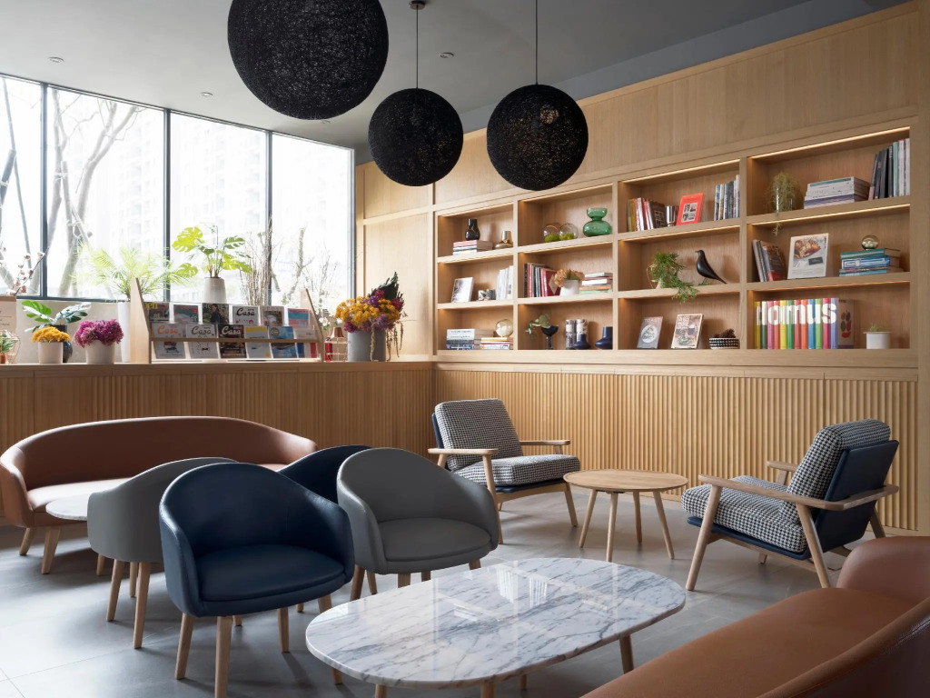 Kindness Day Hotel