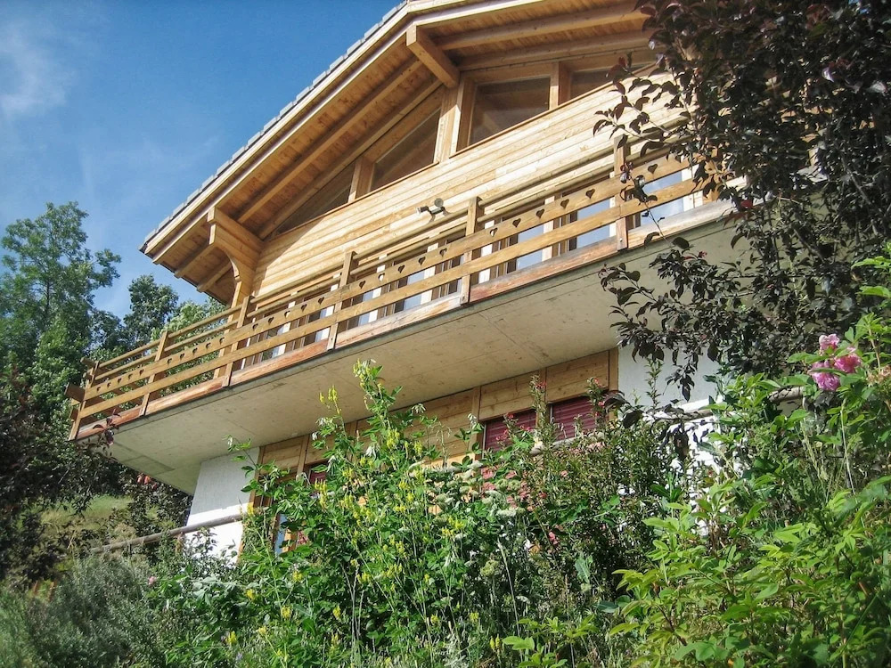 Chalet With 3 Bedrooms in Veysonnaz, With Wonderful Mountain View, Fur