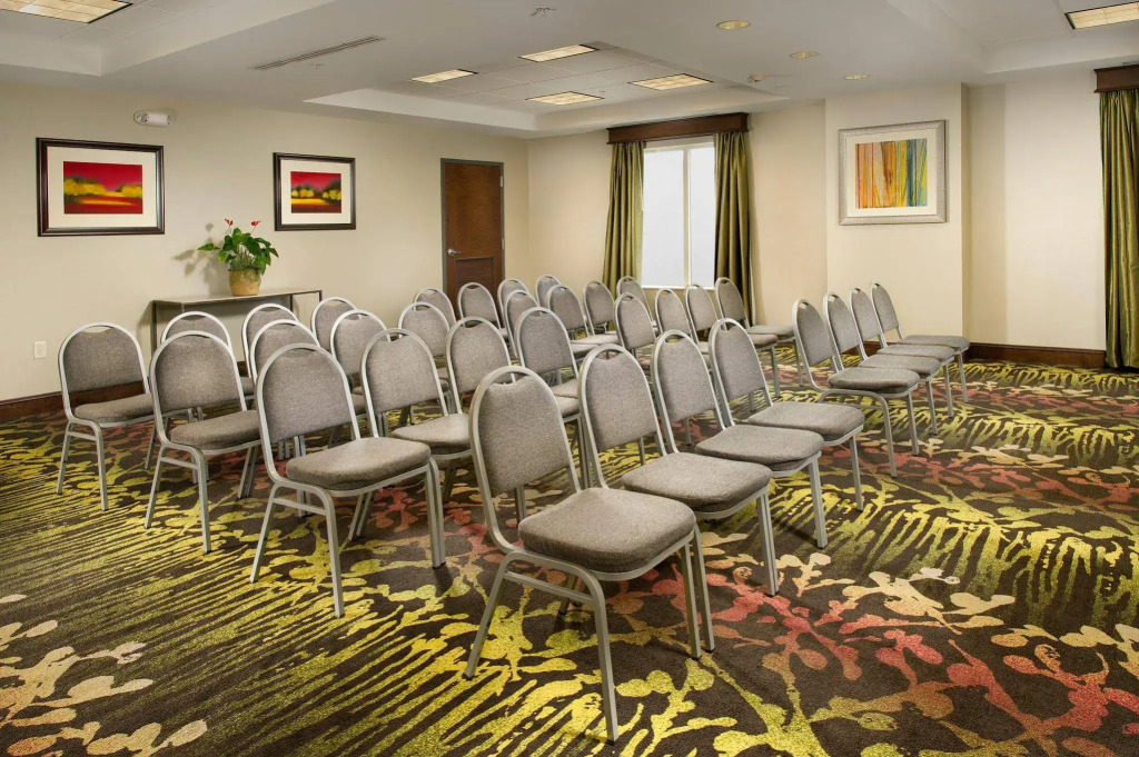 Holiday Inn Express & Suites Caryville by IHG