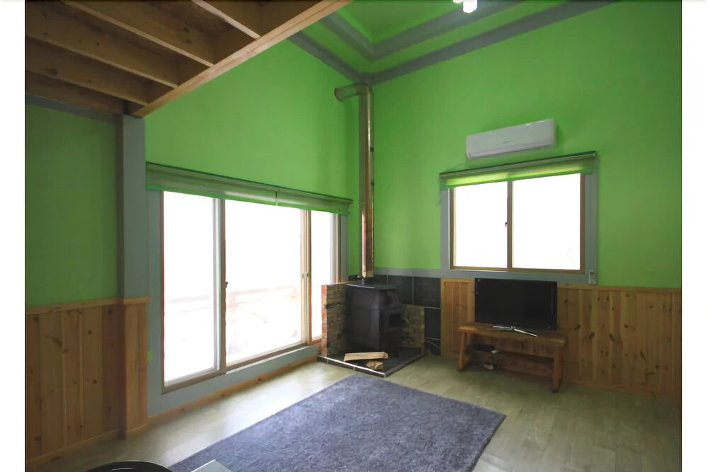 Hoengseong Taegisan Morning Birdcall Pension