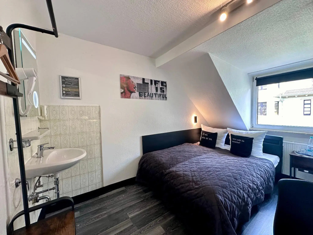 Hotel Alt Deutz City-Messe-Arena KONTAKTLOSER SELF CHECK-IN