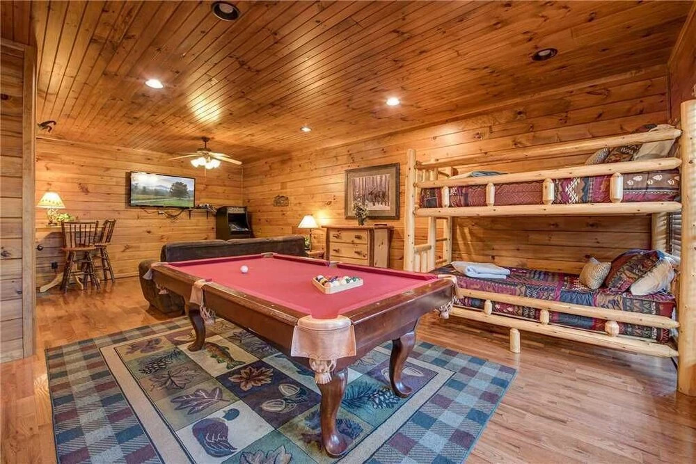 The Great Outdoors - Two Bedroom Cabin