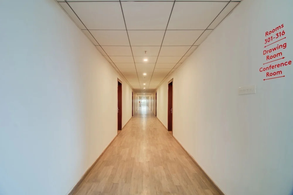 Hotel Alpha Centre by OYO Rooms