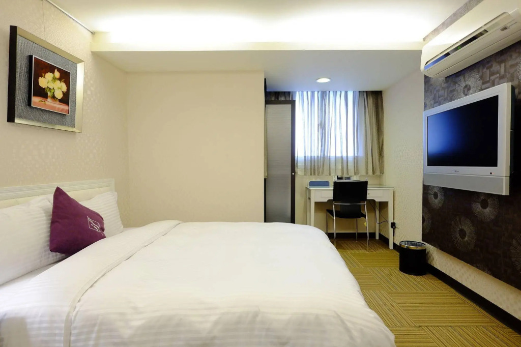 意芙旅店 Ifinn Hotel