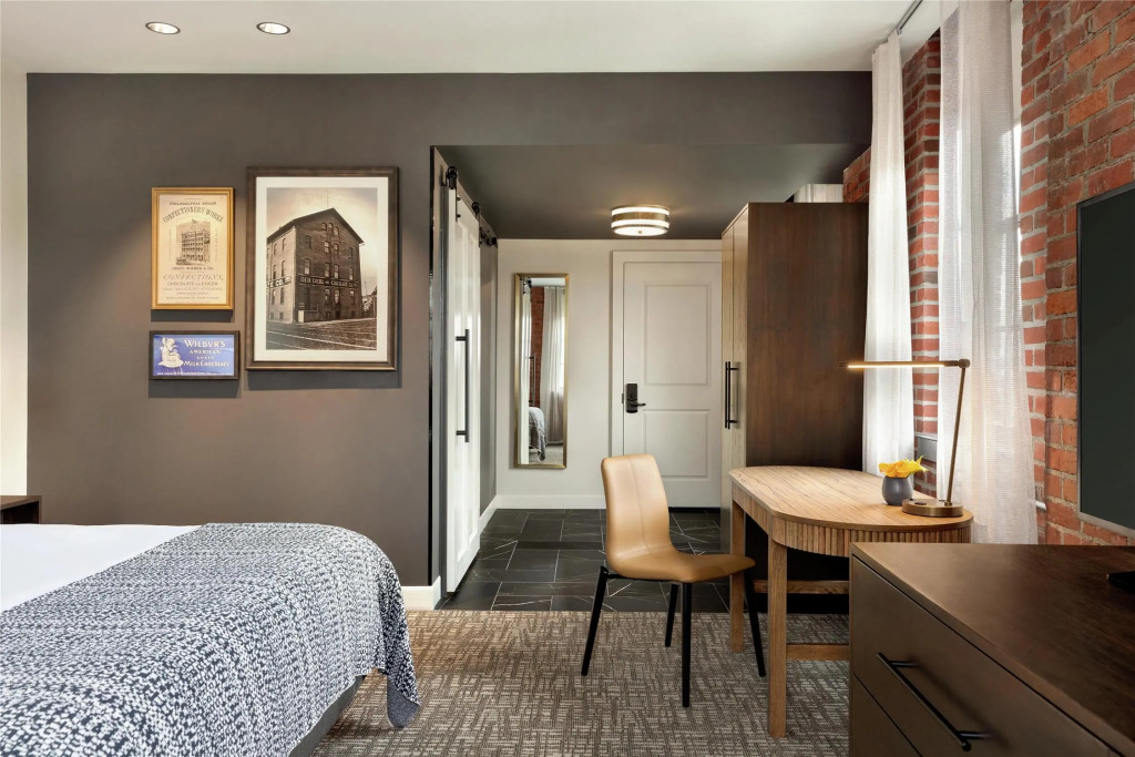 The Wilbur Lititz, Tapestry Collection By Hilton