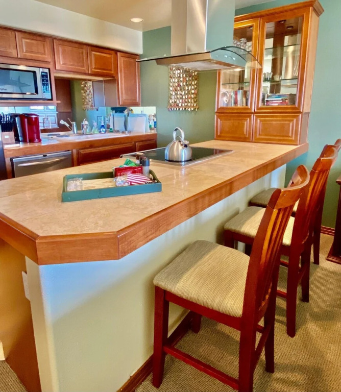 Waters Edge 101 Ocean Front